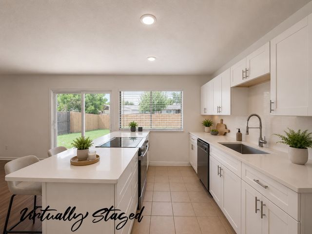 9110 Millwood Drive, Rowlett, TX 75088