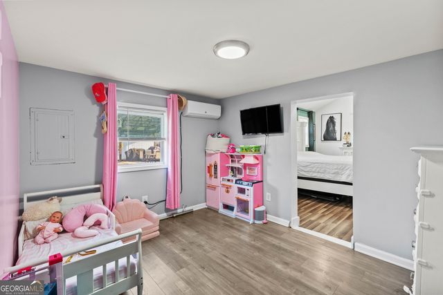 5432 Crystal Lake Drive, Gainesville, GA 30506