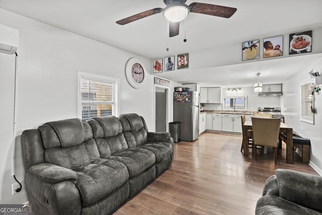 5432 Crystal Lake Drive, Gainesville, GA 30506