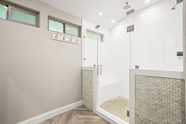 10204 Oak Grove CIR, Austin, TX 78736