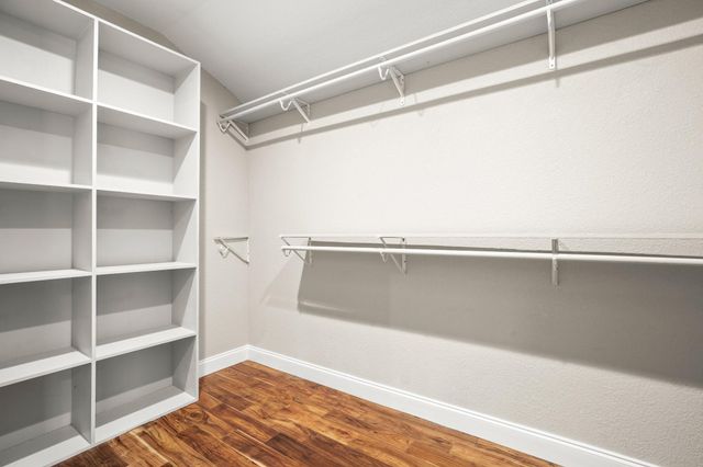 10204 Oak Grove CIR, Austin, TX 78736