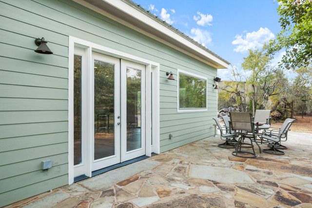 10204 Oak Grove CIR, Austin, TX 78736