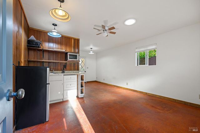 285 Neva St, Sebastopol, CA 95472