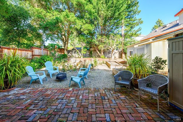 285 Neva St, Sebastopol, CA 95472