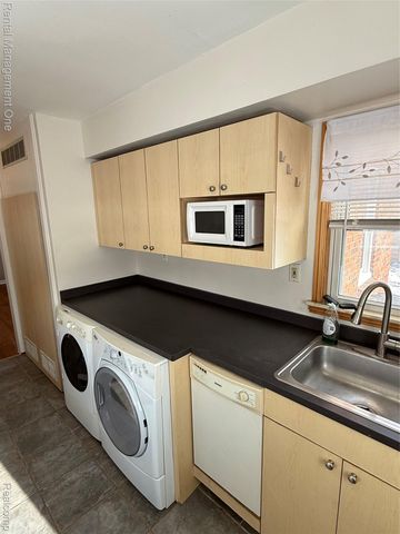 12050 Cavell, Livonia, MI 48150