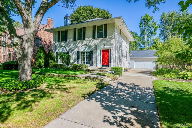 1258 Bedford Road, Grosse Pointe Park, MI 48230