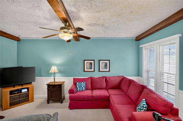 1258 Bedford Road, Grosse Pointe Park, MI 48230