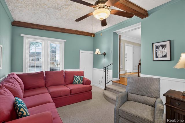 1258 Bedford Road, Grosse Pointe Park, MI 48230