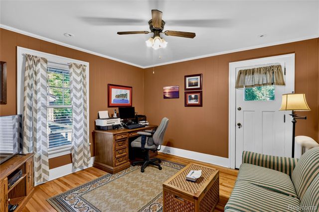 1258 Bedford Road, Grosse Pointe Park, MI 48230
