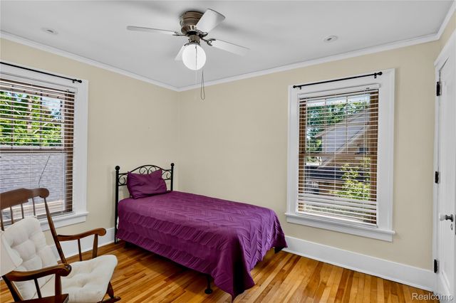 1258 Bedford Road, Grosse Pointe Park, MI 48230