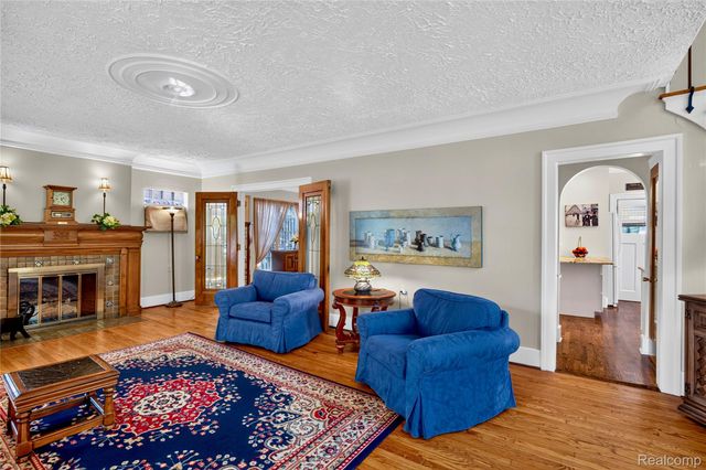 1258 Bedford Road, Grosse Pointe Park, MI 48230