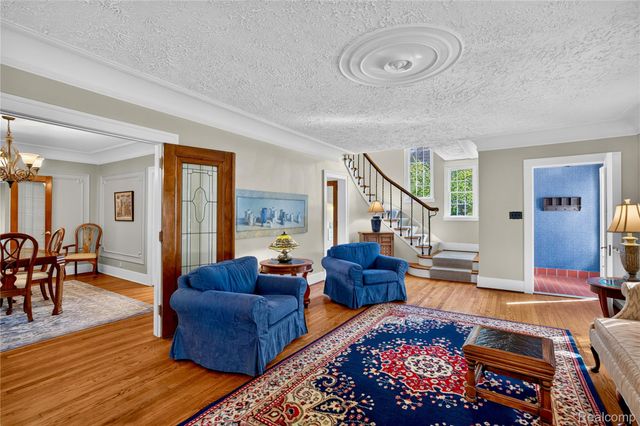 1258 Bedford Road, Grosse Pointe Park, MI 48230