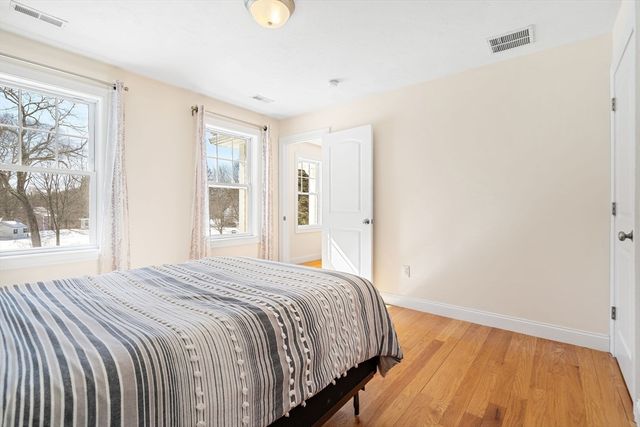 6 Beacon Court, Acton, MA 01720