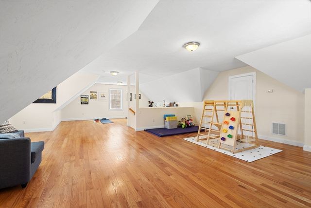 6 Beacon Court, Acton, MA 01720