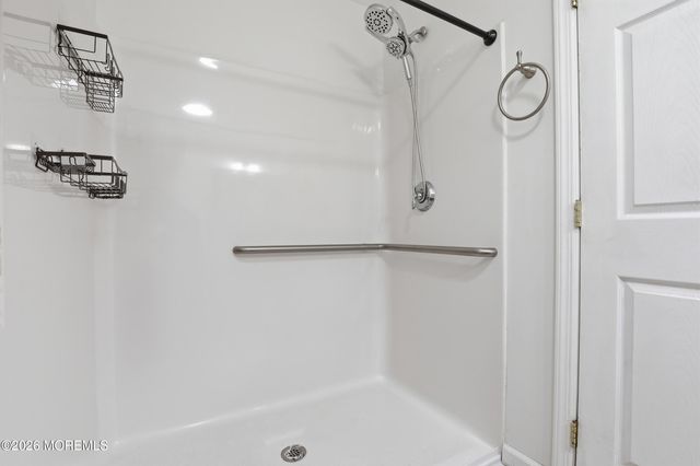 1425 Amsterdam Avenue, Toms River, NJ 08757