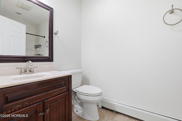 1425 Amsterdam Avenue, Toms River, NJ 08757