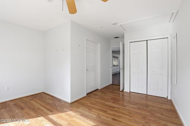 1425 Amsterdam Avenue, Toms River, NJ 08757