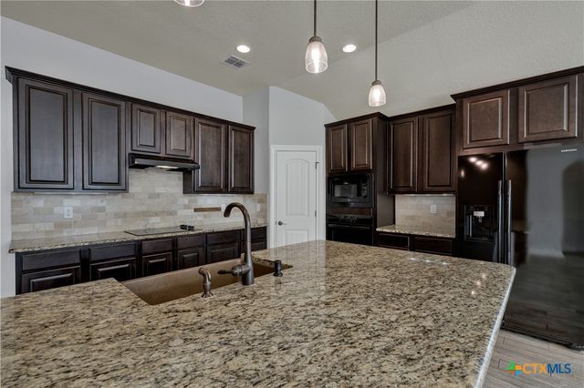 842 Madison Avenue, New Braunfels, TX 78130