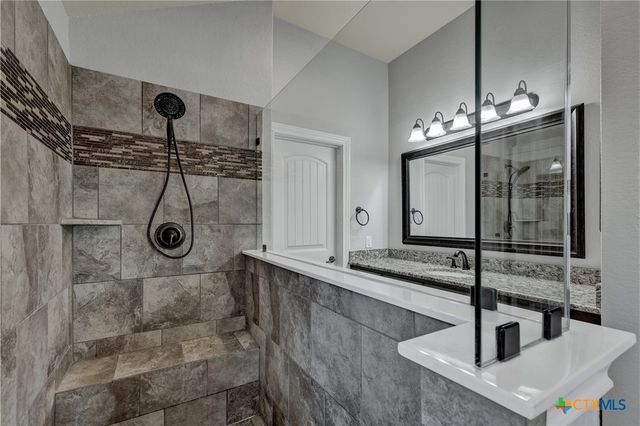842 Madison Avenue, New Braunfels, TX 78130