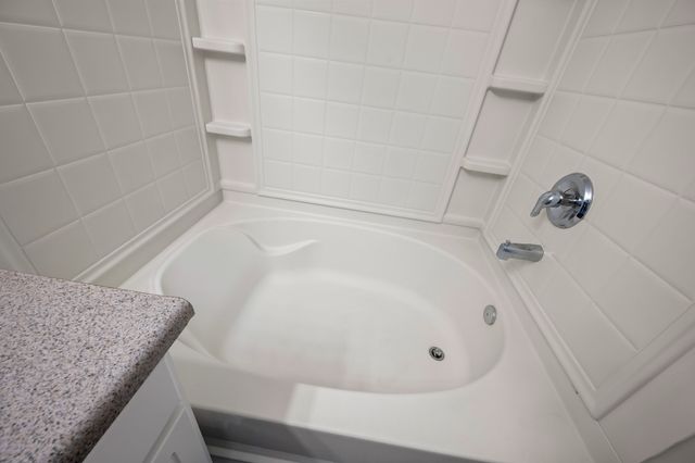 5856 Monroe Xing, Antioch, TN 37013