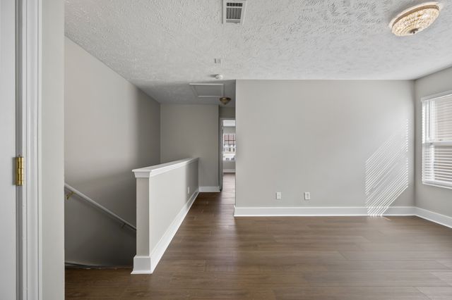 5856 Monroe Xing, Antioch, TN 37013