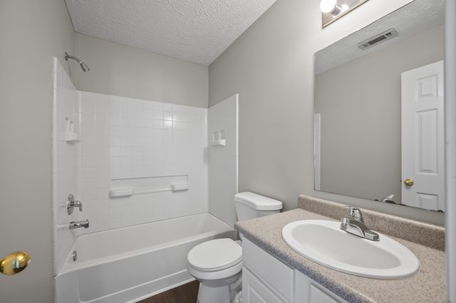 5856 Monroe Xing, Antioch, TN 37013