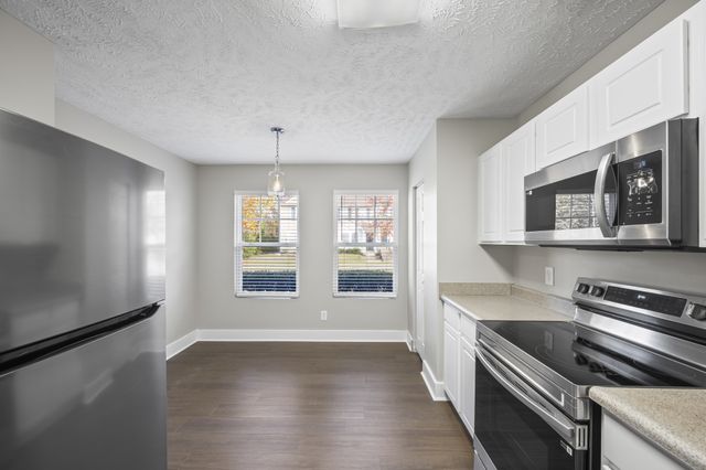 5856 Monroe Xing, Antioch, TN 37013