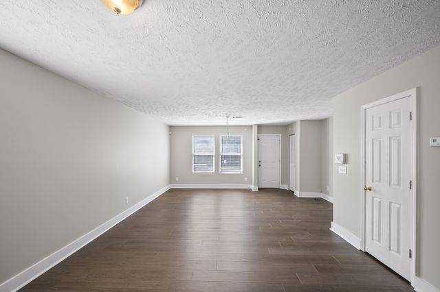 5856 Monroe Xing, Antioch, TN 37013