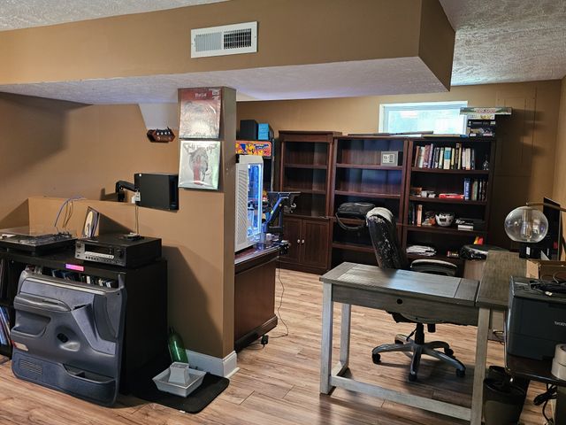 1215 Parkview Ter, Murfreesboro, TN 37130
