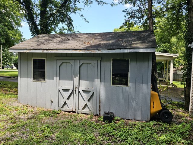 1215 Parkview Ter, Murfreesboro, TN 37130
