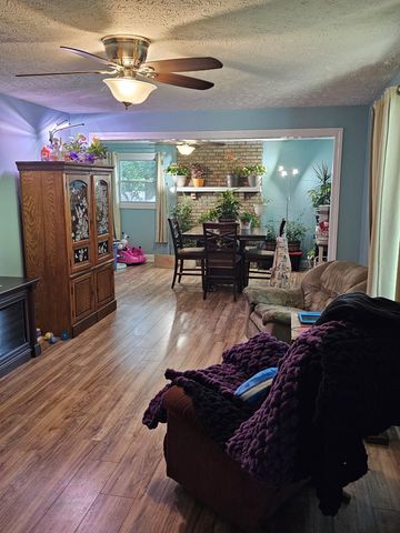 1215 Parkview Ter, Murfreesboro, TN 37130
