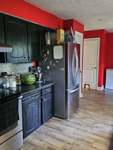 1215 Parkview Ter, Murfreesboro, TN 37130