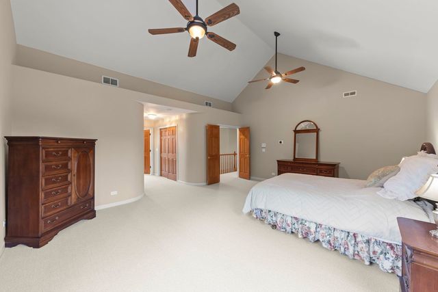 1570 Orchard Road, Wheaton, IL 60189