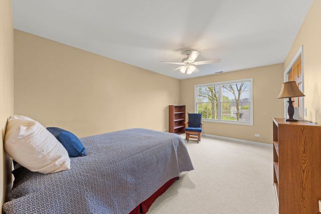 1570 Orchard Road, Wheaton, IL 60189