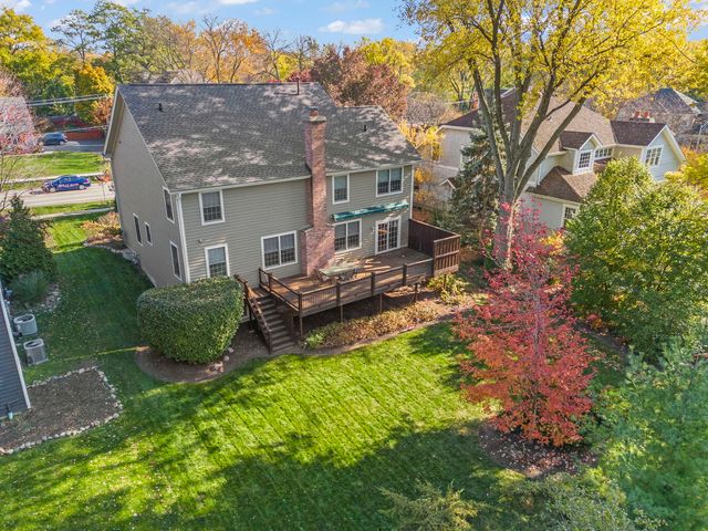 1570 Orchard Road, Wheaton, IL 60189