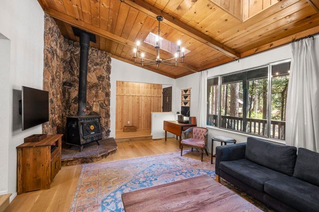 1224 Shannon Way, Arnold, CA 95223