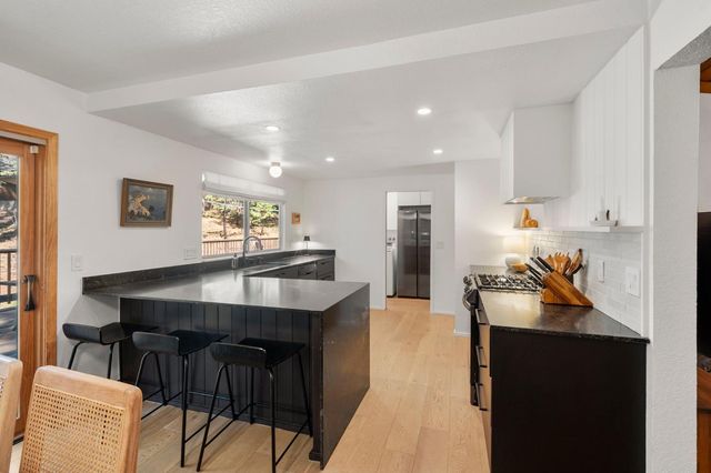 1224 Shannon Way, Arnold, CA 95223