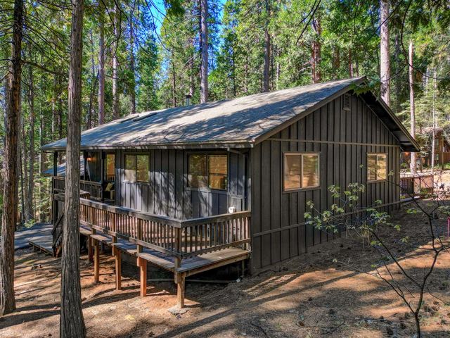 1224 Shannon Way, Arnold, CA 95223