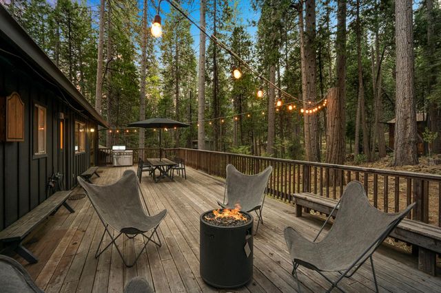 1224 Shannon Way, Arnold, CA 95223