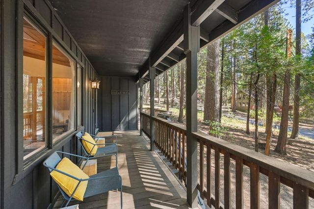 1224 Shannon Way, Arnold, CA 95223