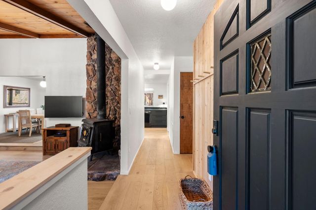 1224 Shannon Way, Arnold, CA 95223