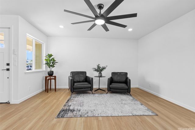 4560 Ukali Street, Honolulu, HI 96818