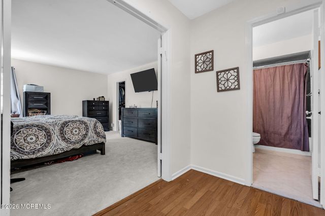 18 Jasmine Lane, Freehold, NJ 07728