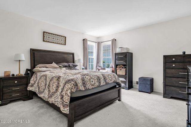 18 Jasmine Lane, Freehold, NJ 07728
