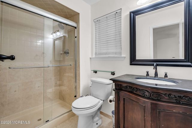 18 Jasmine Lane, Freehold, NJ 07728