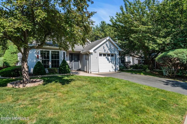 18 Jasmine Lane, Freehold, NJ 07728