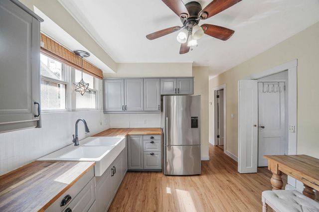 10 June Avenue, Bayville, NY 11709
