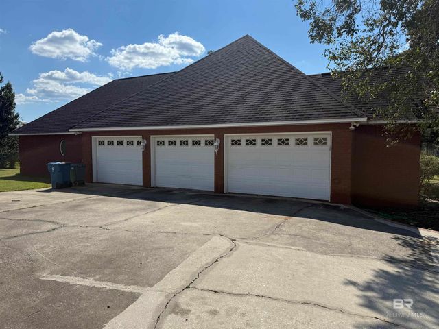 415 Juniper Creek Drive, Brewton, AL 36426