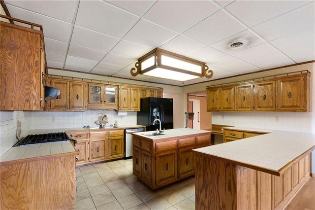 1809 Mcdaniel Station SW Road, Calhoun, GA 30701