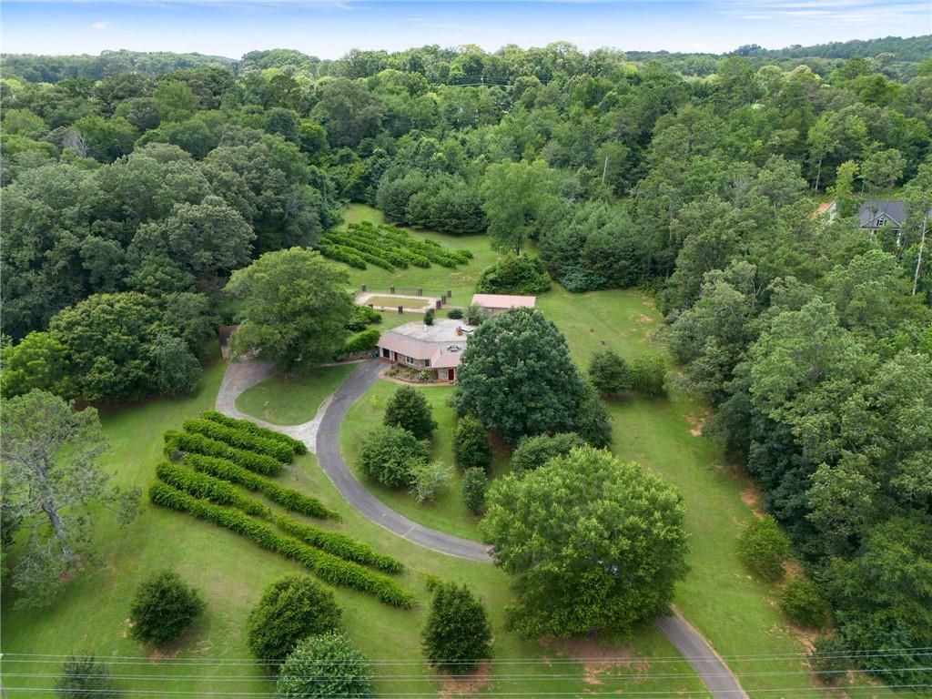 1809 Mcdaniel Station SW Road, Calhoun, GA 30701